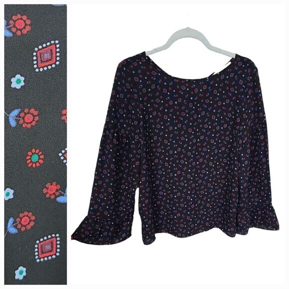 LOFT Petite Black Geo Floral Bell Sleeve Mixed Media Top Women's Blouse XSP - Picture 1 of 14